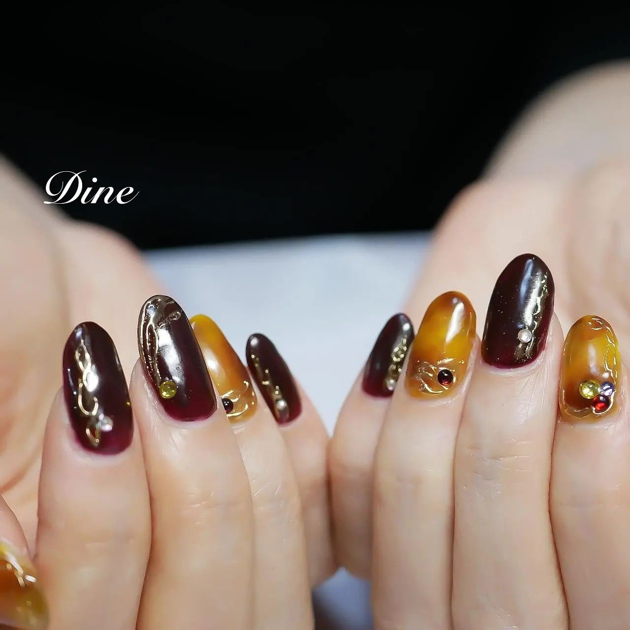 秋 冬 ハンド べっ甲 ボルドー キョーコ 白金ネイルサロン のネイルデザイン No ネイルブック
