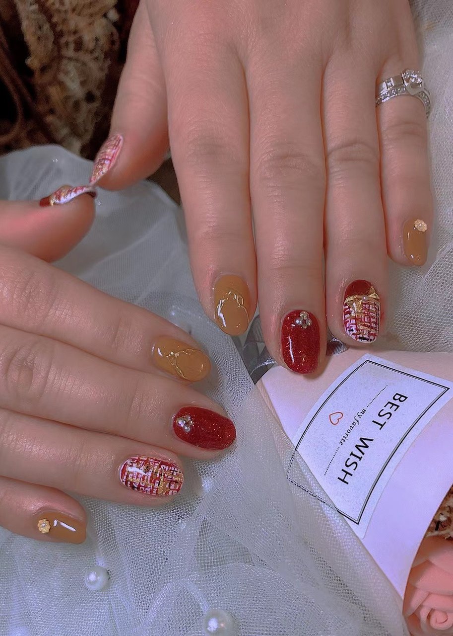 ベージュ レッド ジェルネイル パンダ Nail 川崎のネイルデザイン No ネイルブック