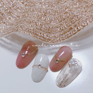 ラメ ピンクベージュのネイルデザイン ネイルブック