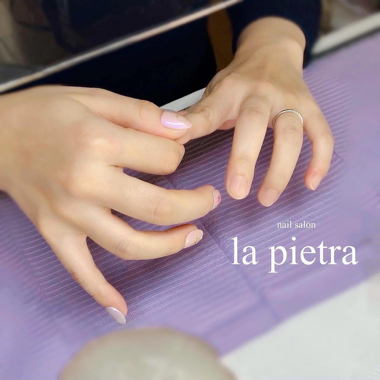 オールシーズン ブライダル 女子会 ハンド フラワー Lapietra ラピエトラ のネイルデザイン No ネイルブック