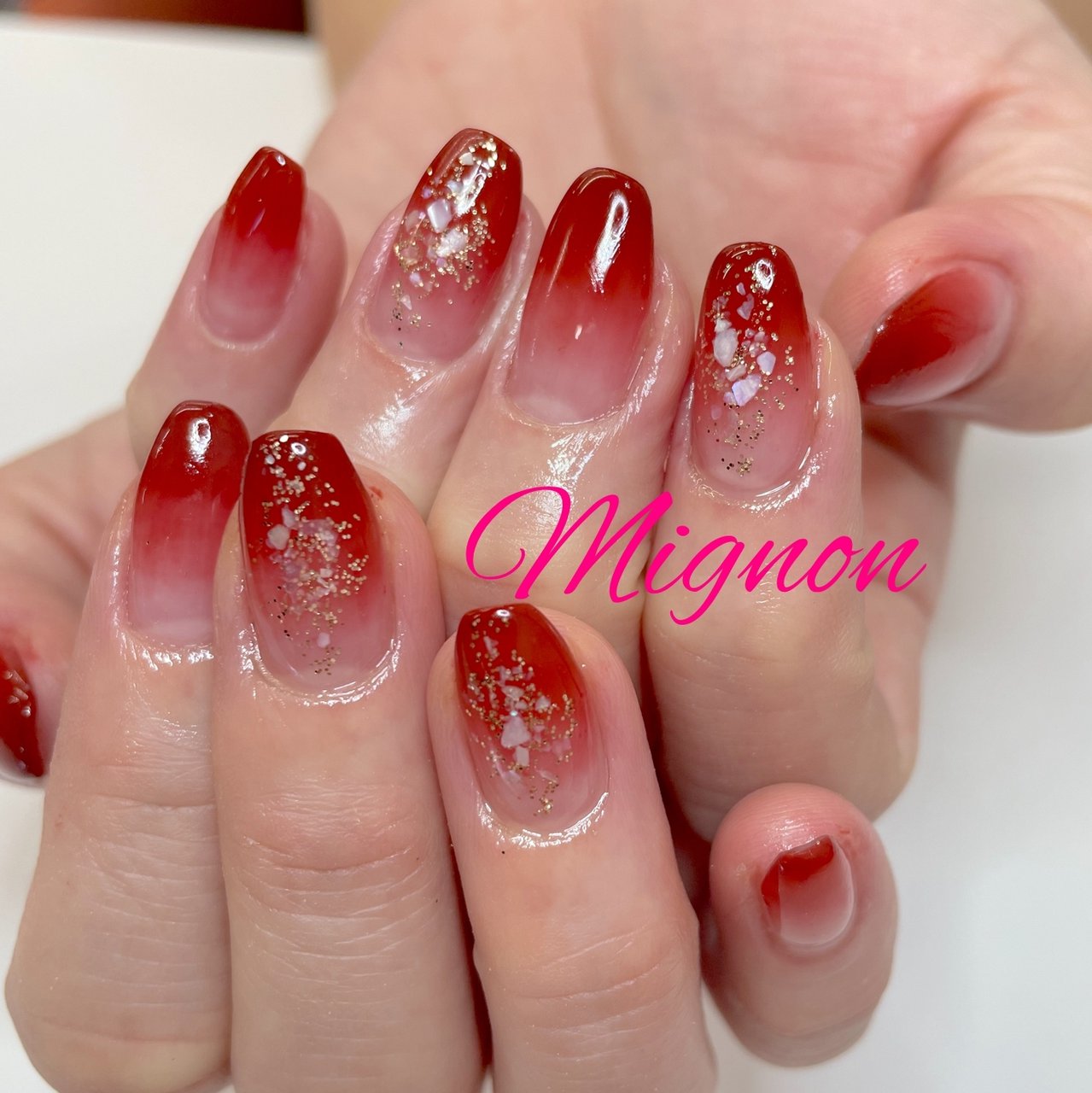 秋/冬/オールシーズン/グラデーション/ラメ - Mignonのネイルデザイン