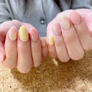 春 ピンク イエローのネイルデザイン ネイルブック