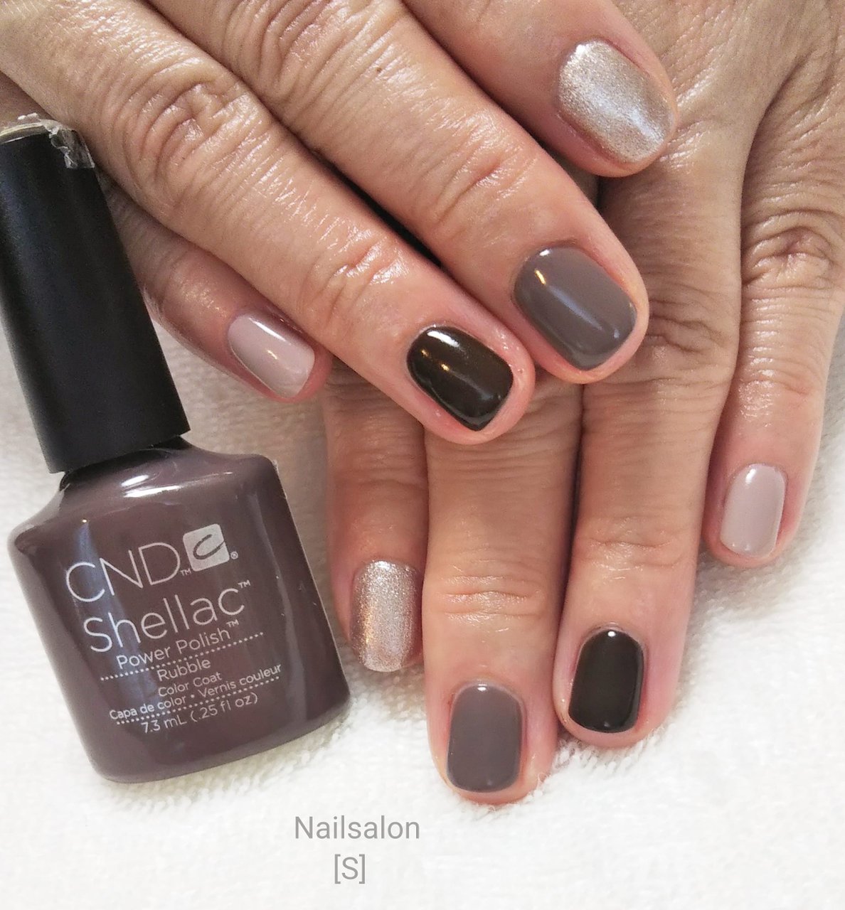 秋 冬 ハンド シンプル ワンカラー シェラックネイル専門店 S のネイルデザイン No ネイルブック