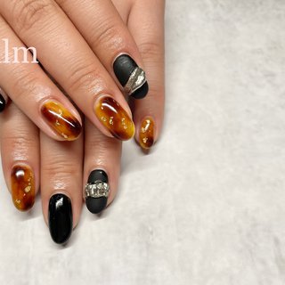 べっ甲 黒ネイルのネイルデザイン ネイルブック