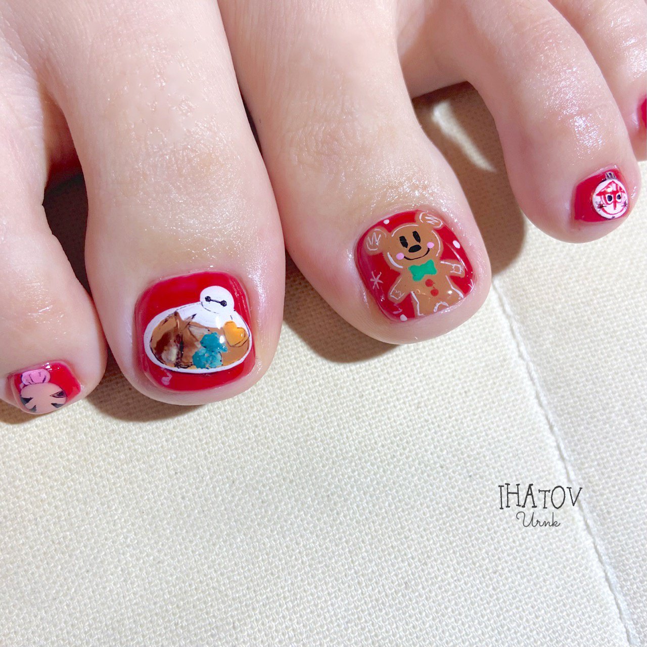 冬 オールシーズン 旅行 クリスマス 痛ネイル Ihatov Nailarts のネイルデザイン No ネイルブック