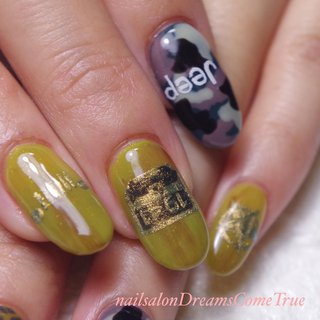 カモフラ 迷彩柄 のネイルデザイン ネイルブック