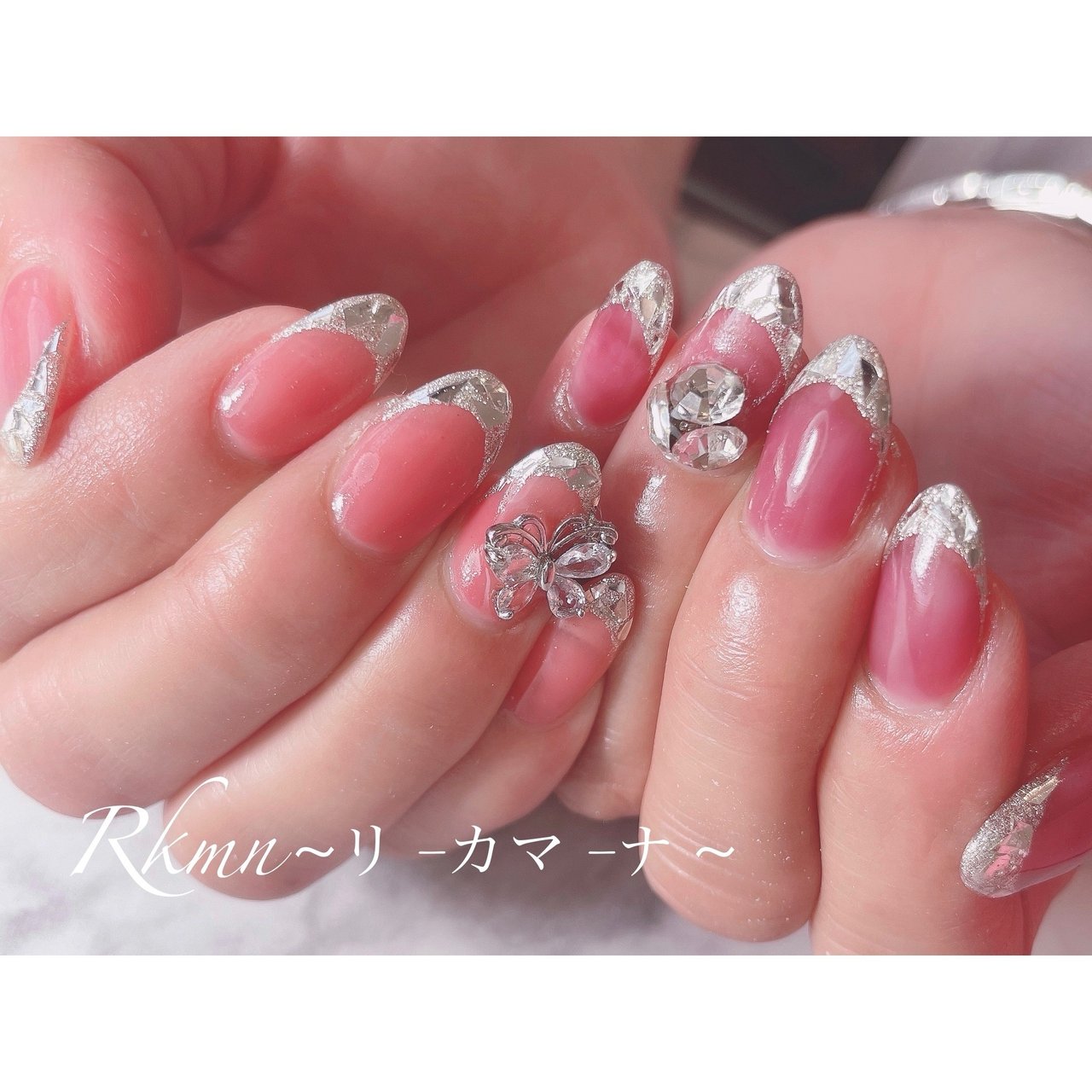オールシーズン ハンド フレンチ ホログラム ラメ Rkmn リ カ マ ナ のネイルデザイン No ネイルブック