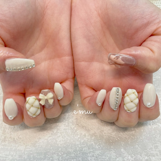 private nail salon e'mu【エミュ】|上前津のネイルサロン private nail salon e'mu【エミュ】|上前津のネイルサロン