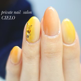 ネイルチップ グラデーション シンプル 黄色 可愛い カラフル オーダーネイル 春色グラデーションネイル ネイルチップ（つけ爪） ak's gallery