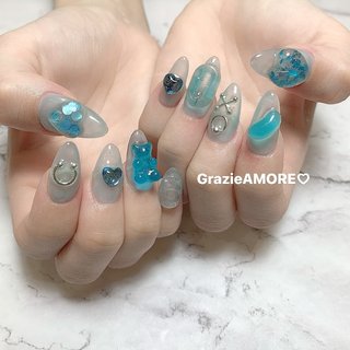 暗闇で光るネイルのネイルデザイン ネイルブック