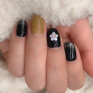 22年 新着順 ブラック 黒 Jkのネイルデザイン ネイルブック