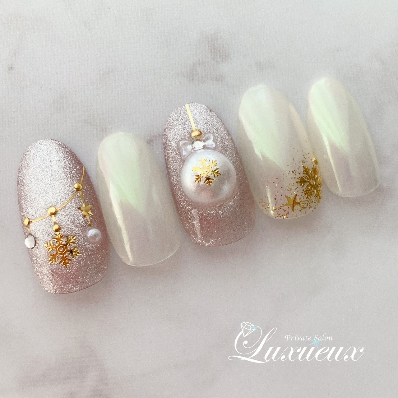 冬 クリスマス パーティー デート ハンド Private Salon Luxueux リュクシュー のネイルデザイン No ネイルブック