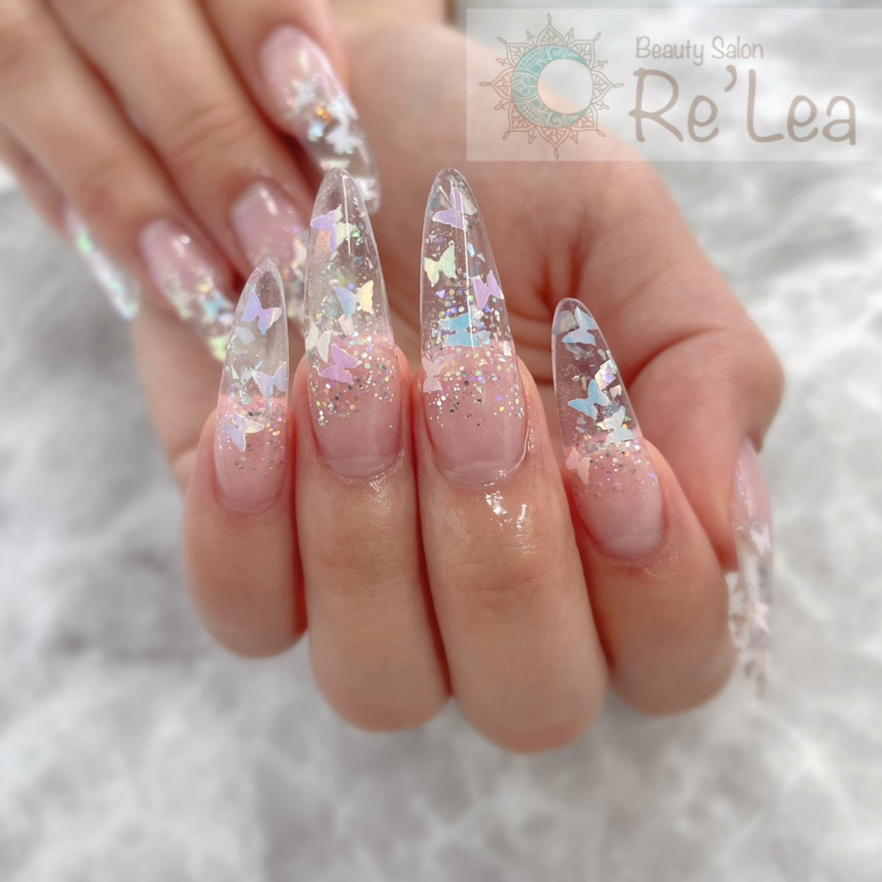 オールシーズン ハンド ホログラム ラメ クリア Re Lea Mikiのネイルデザイン No ネイルブック