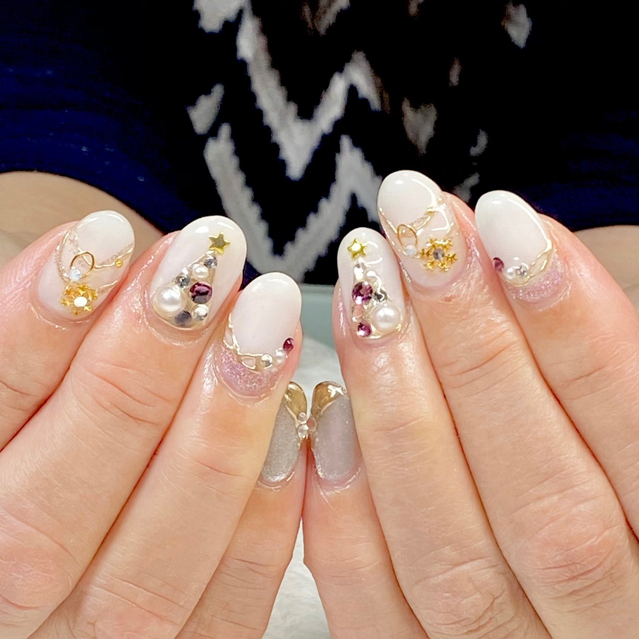 冬 クリスマス ハンド ホワイト ピンク Nail Salon Lamer ラメール のネイルデザイン No ネイルブック