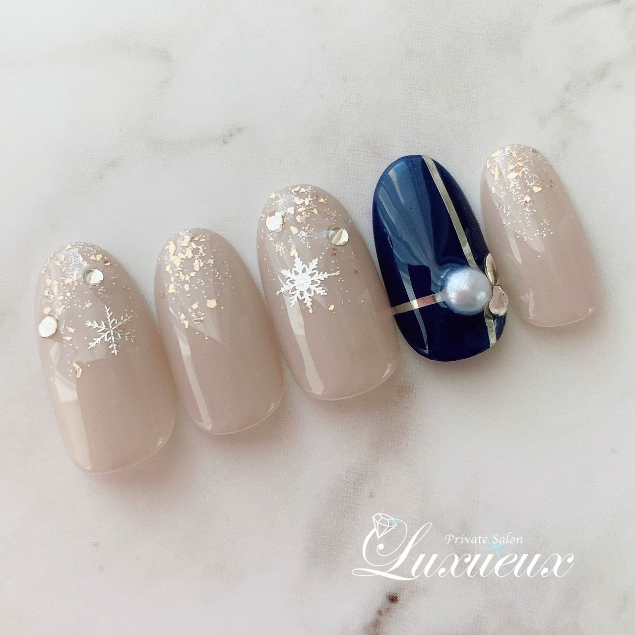 冬 クリスマス パーティー ハンド ラメ Private Salon Luxueux リュクシュー のネイルデザイン No ネイル ブック