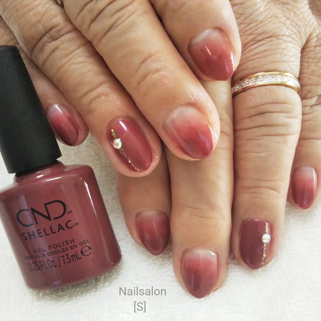 オールシーズン ハンド グラデーション ワンカラー ショート シェラックネイル専門店 S のネイルデザイン No ネイルブック