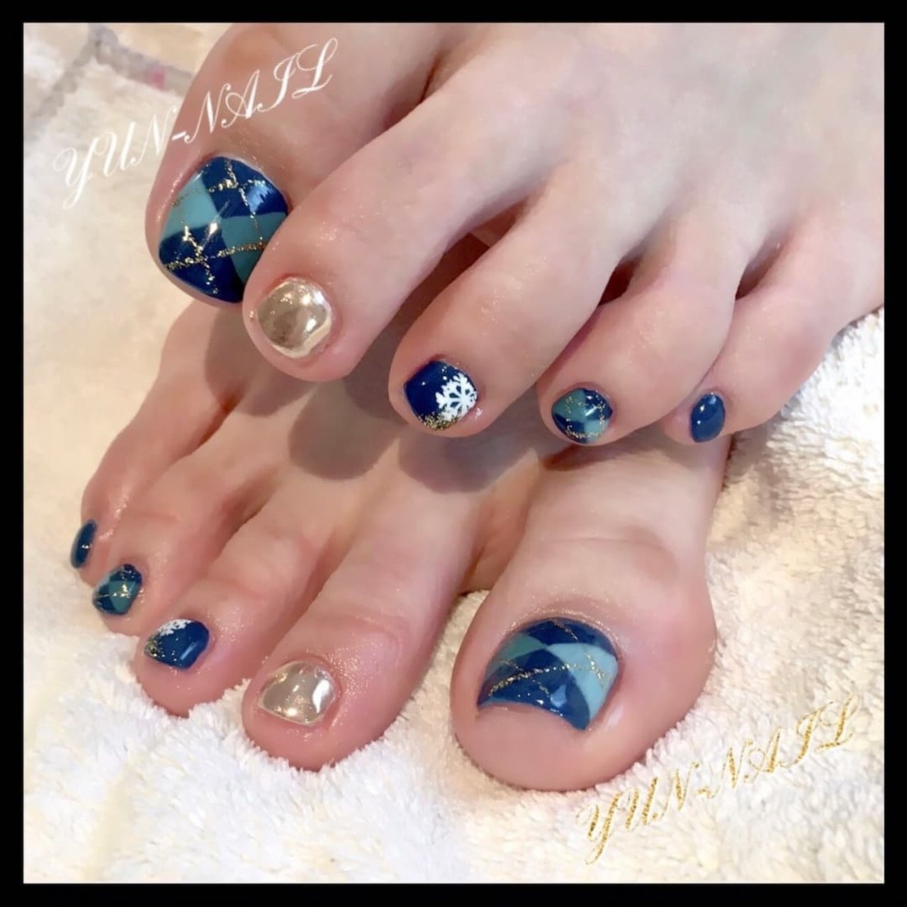 秋 冬 女子会 フット ラメ Yun ーnail ゆんchanのネイルデザイン No ネイルブック