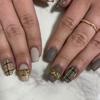 シンプル ショート スカルプチュアのネイルデザイン ネイルブック