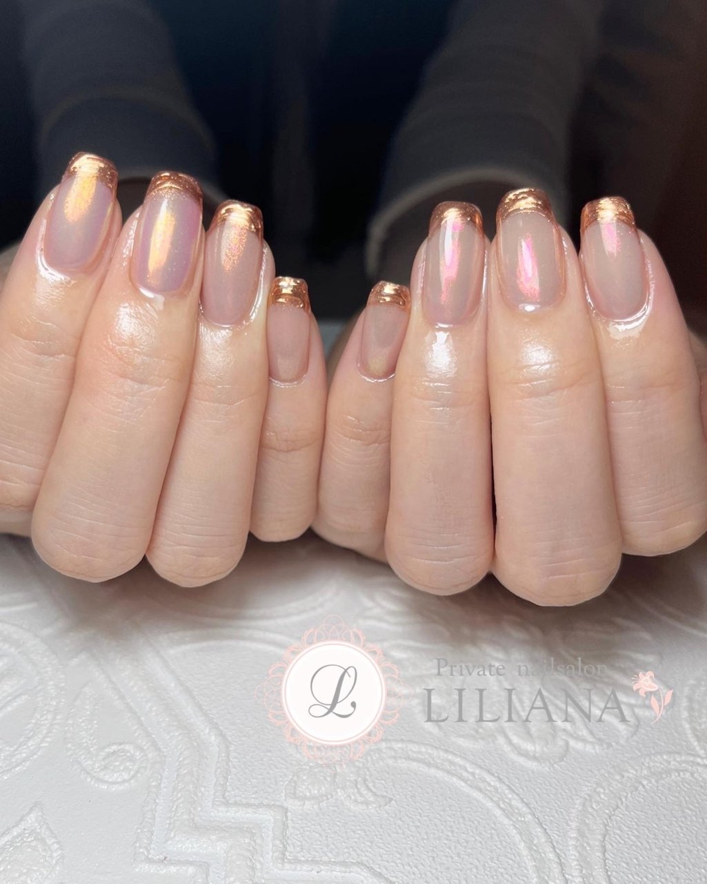 オールシーズン ハンド フレンチ オーロラ ミラー Private Nailsalon Lilianaのネイルデザイン No ネイルブック