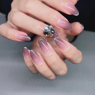 グラデーション 細フレンチのネイルデザイン ネイルブック