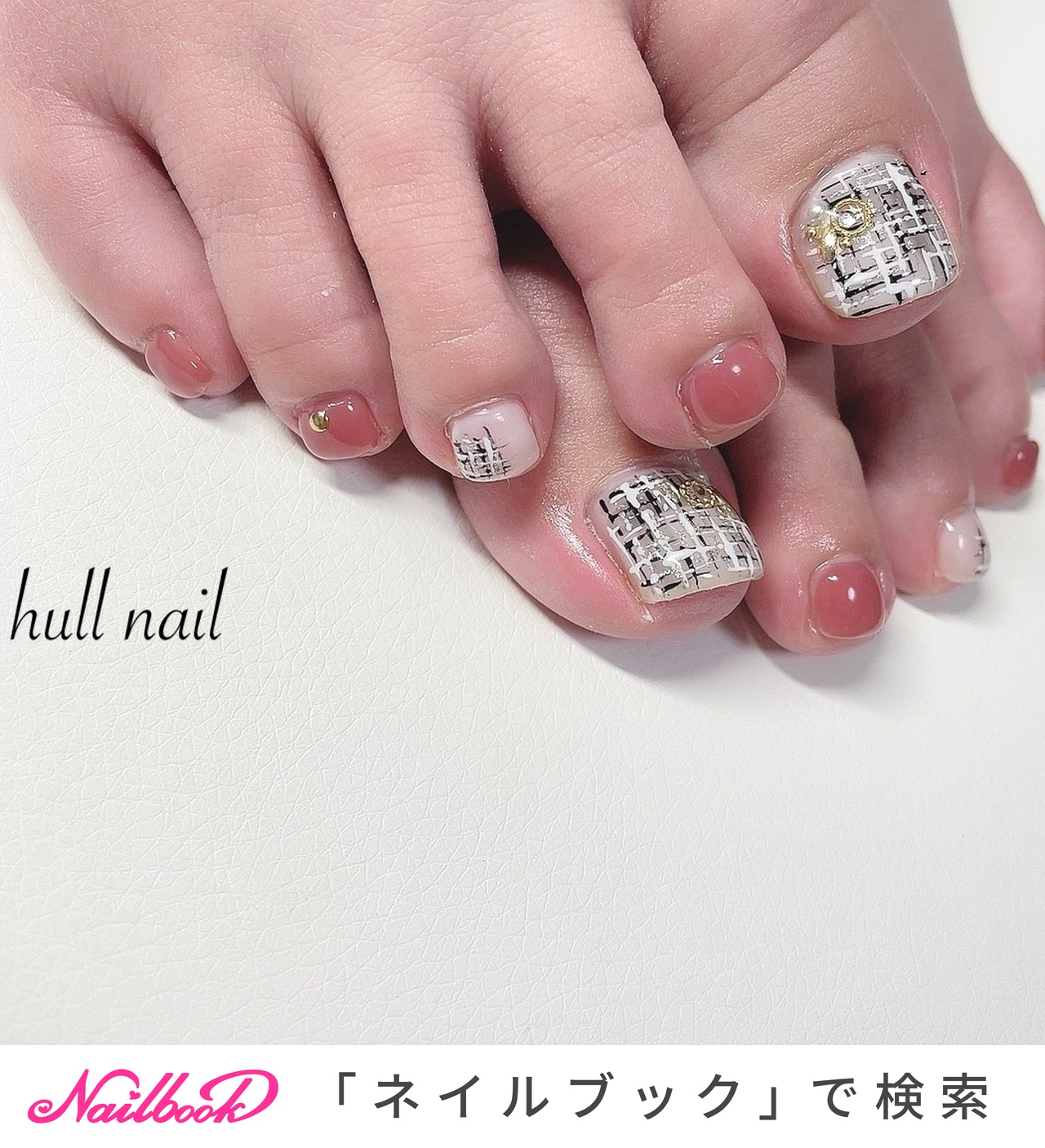冬/フット/ツイード/ホワイト/ピンク hull nailのネイルデザイン[No.6876250]｜ネイルブック