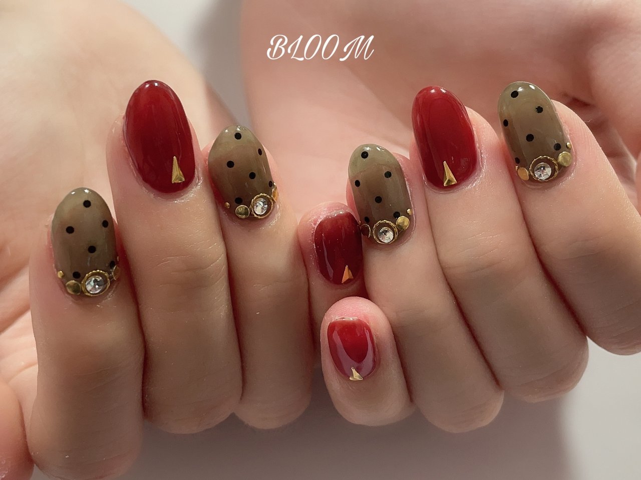 冬 ハンド ワンカラー シースルー ドット Chie Kashimaのネイルデザイン No 600 ネイルブック