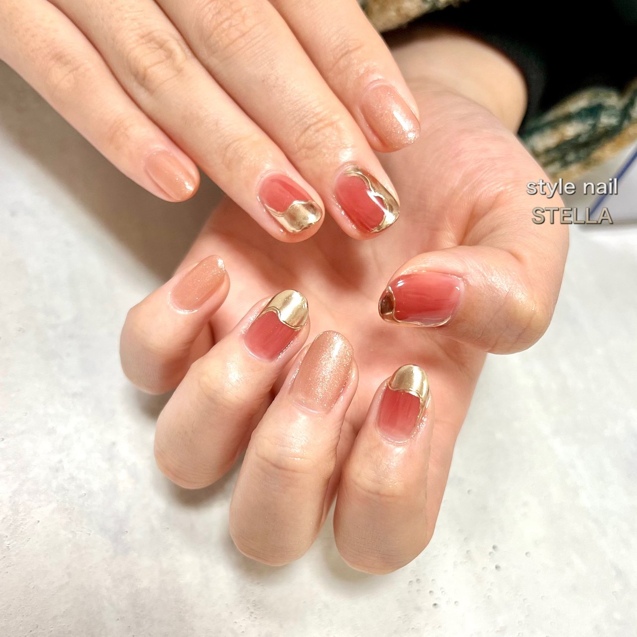 秋 冬 ハンド ワンカラー ミラー Style Nail Stellaのネイルデザイン No ネイルブック