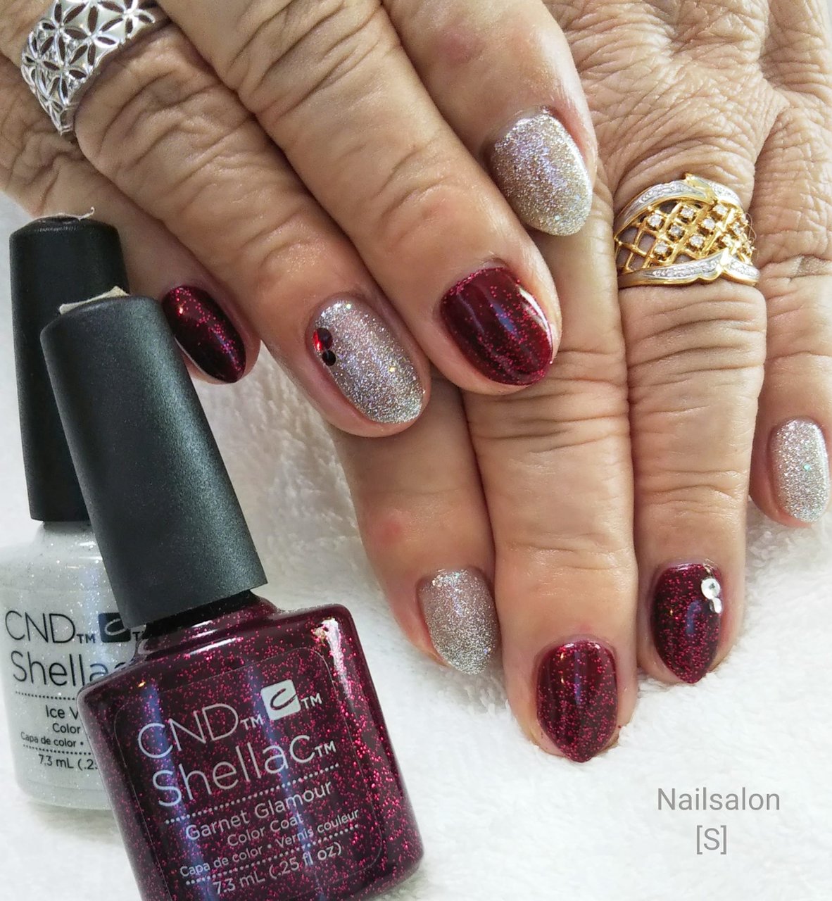 冬 クリスマス ハンド シンプル ラメ シェラックネイル専門店 S のネイルデザイン No ネイルブック