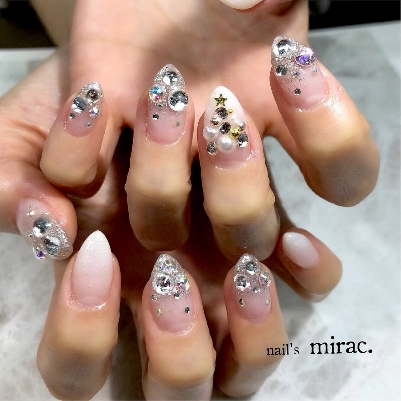 冬 クリスマス パーティー デート ハンド Nail Smirac 林 智子のネイルデザイン No ネイルブック