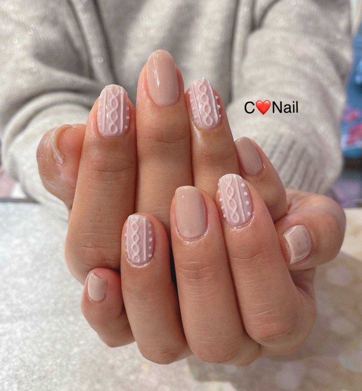 冬 ハンド ニット ミディアム ベージュ さいたま市日進町ネイルサロンc Nail梶原稚恵のネイルデザイン No ネイルブック