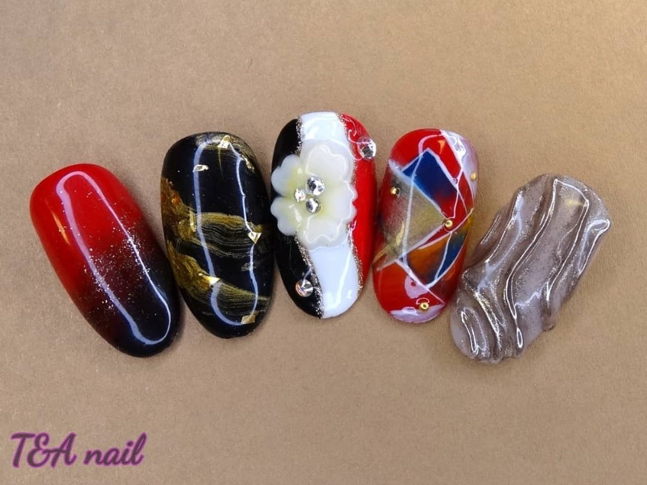 冬 オールシーズン 成人式 浴衣 ハンド T A Nailのネイルデザイン No ネイルブック