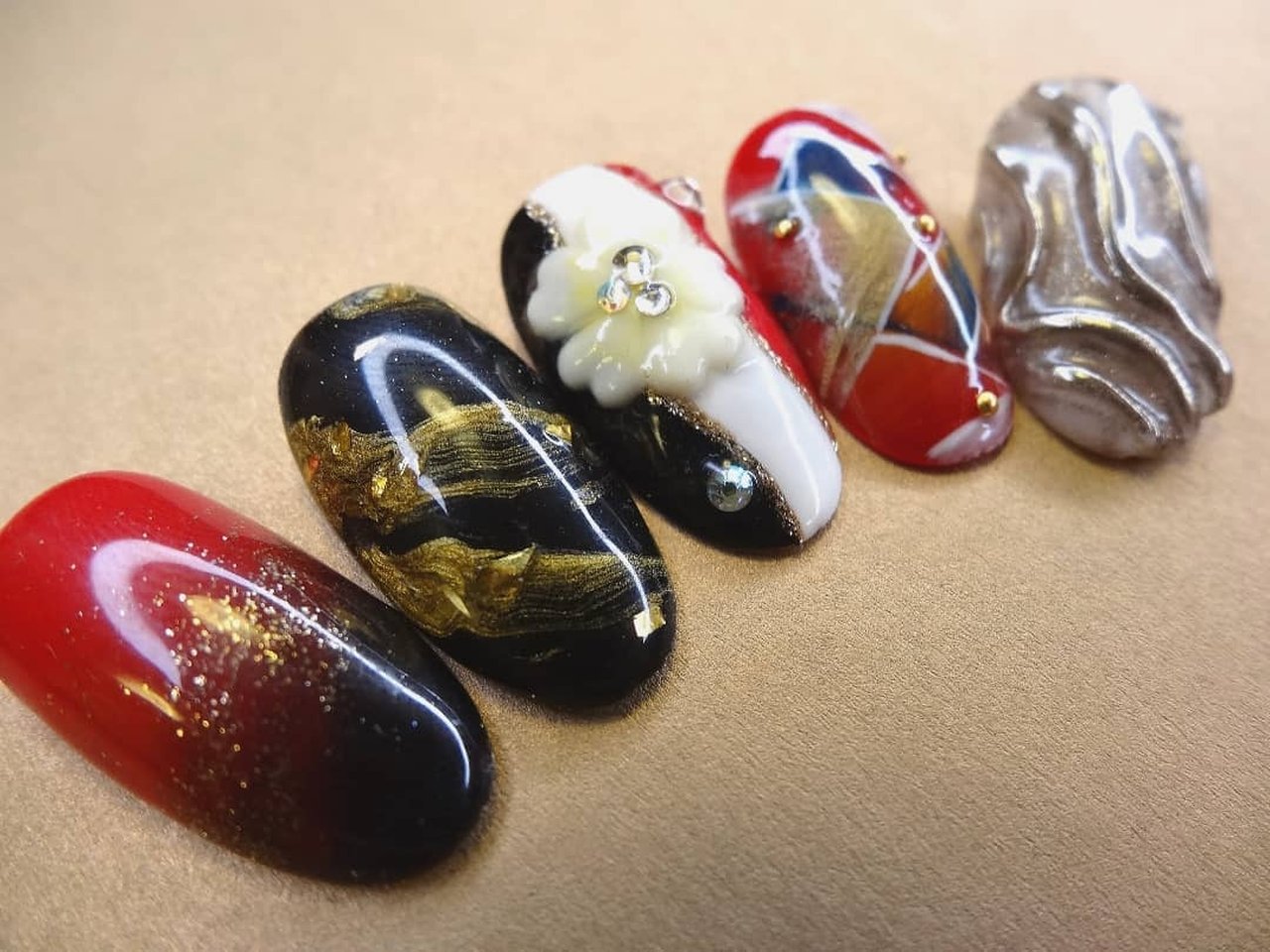 冬 オールシーズン 成人式 浴衣 ハンド T A Nailのネイルデザイン No ネイルブック
