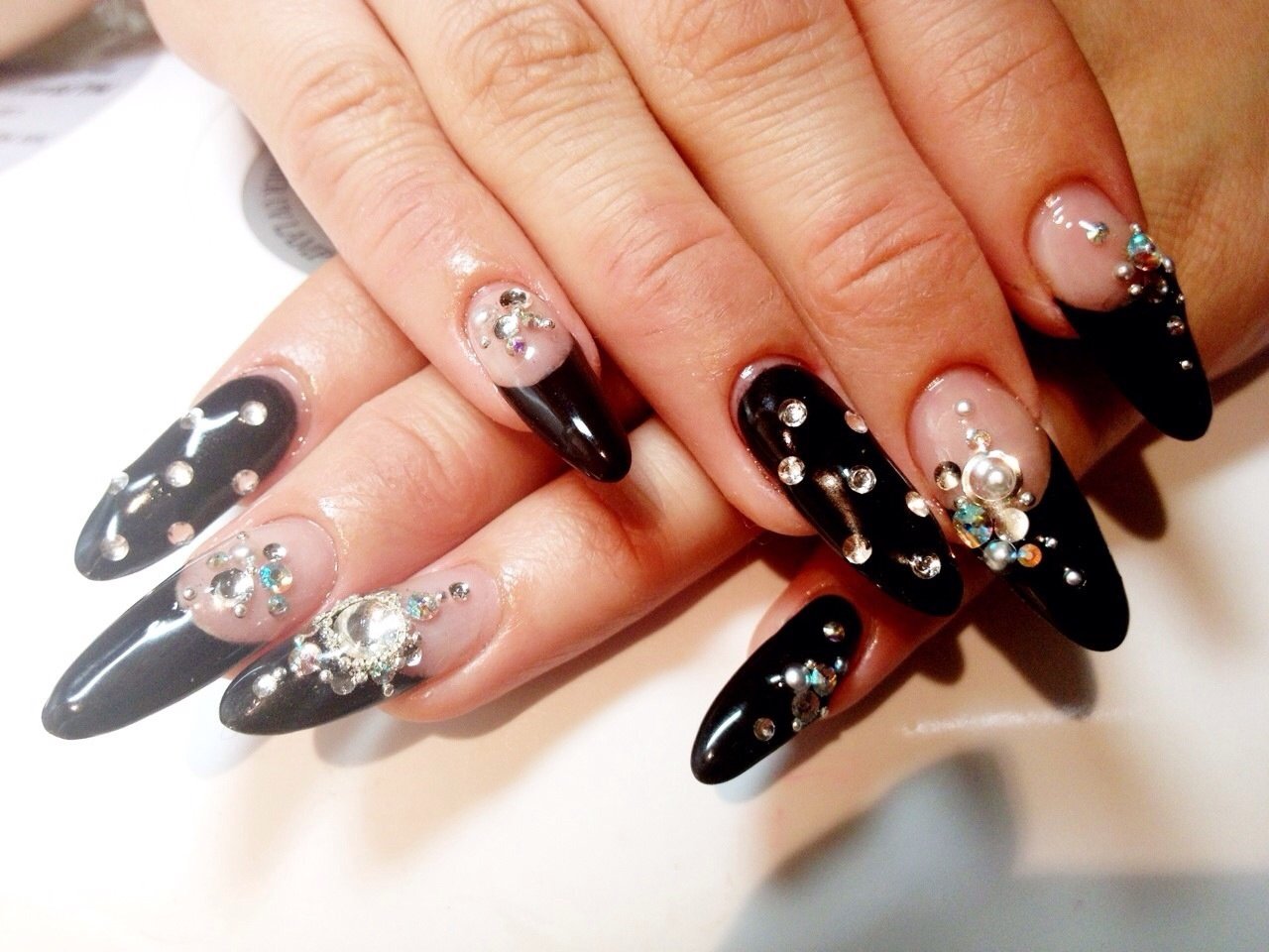 オールシーズン ブラック Ruiのネイルデザイン No ネイルブック