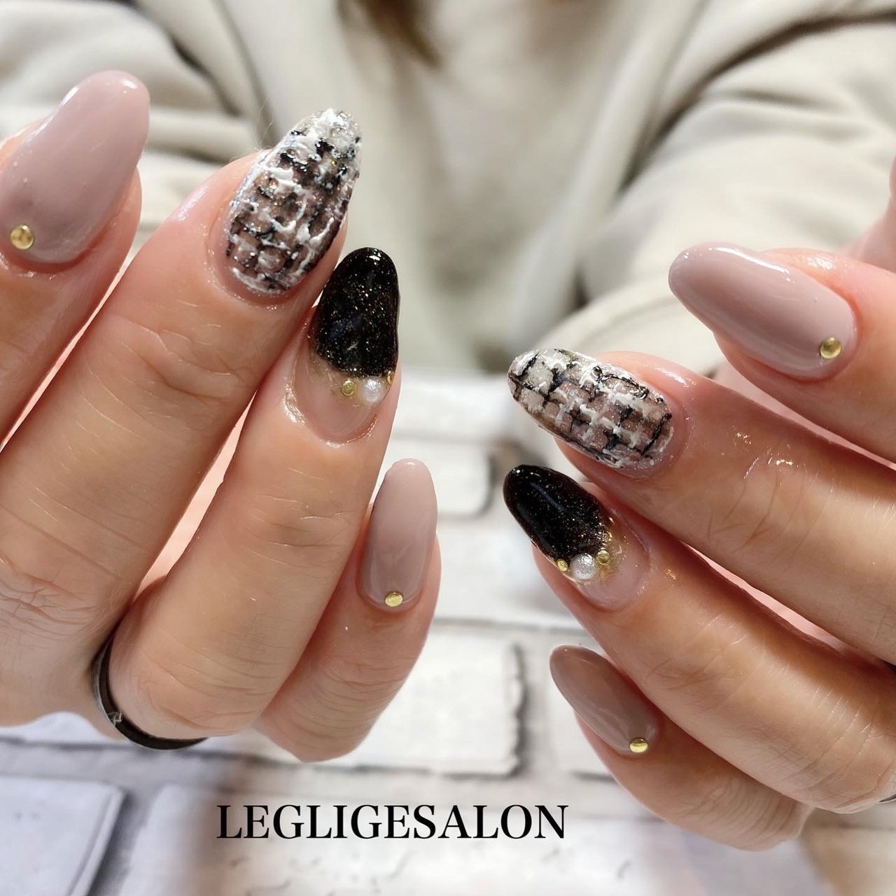 秋 冬 ハンド ツイード ミディアム Leglige Salonのネイルデザイン No ネイルブック