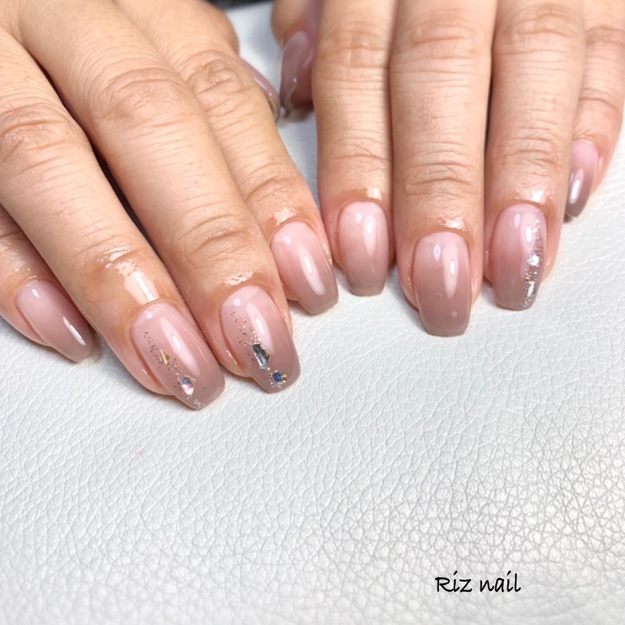 冬 オフィス ハンド シンプル グラデーション Riz Nail リズネイル のネイルデザイン No ネイルブック