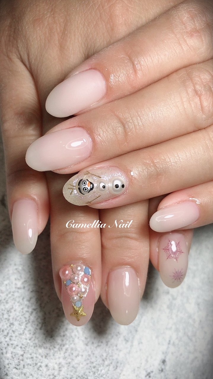 冬 クリスマス ハンド ビジュー ミディアム Camellia Nailのネイルデザイン No 625 ネイルブック