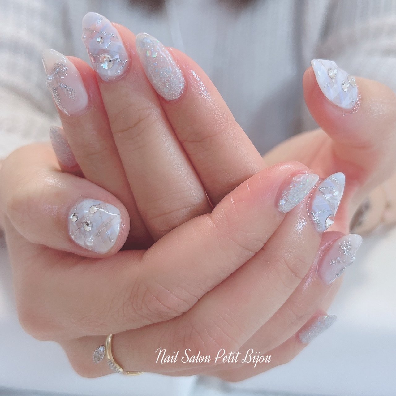 冬 クリスマス オフィス パーティー ハンド Nail Salon Petit Bijouのネイルデザイン No ネイルブック