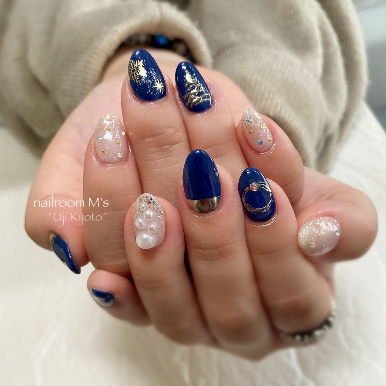 冬 ハンド ビジュー パール 雪の結晶 Msnail123のネイルデザイン No ネイルブック