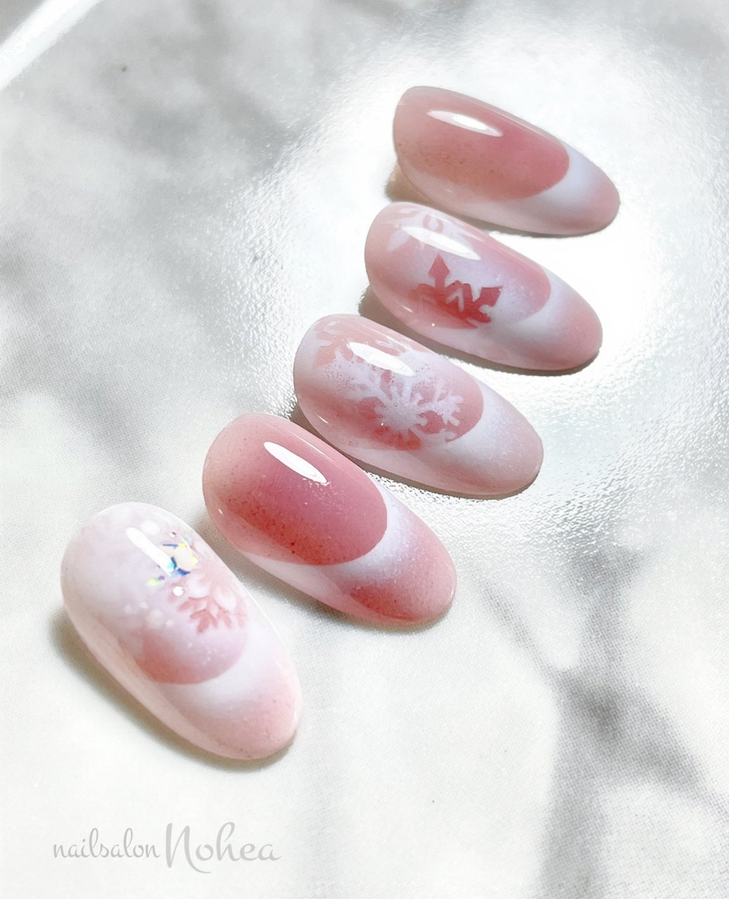 冬 お正月 ハンド フレンチ グラデーション Private Nailsalon Noheaのネイルデザイン No ネイルブック