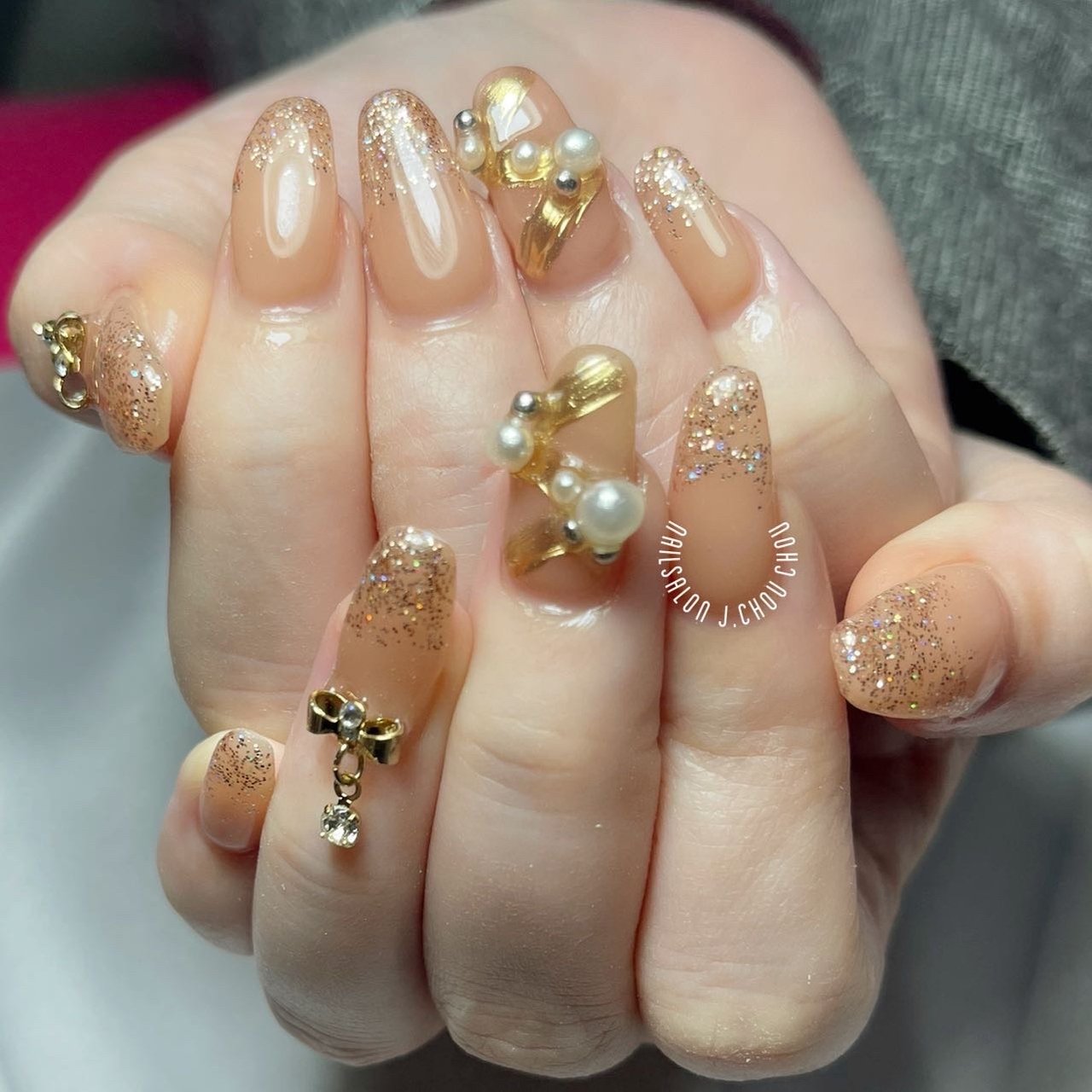 冬 クリスマス デート ハンド グラデーション J Chou Chou Nailのネイルデザイン No ネイルブック