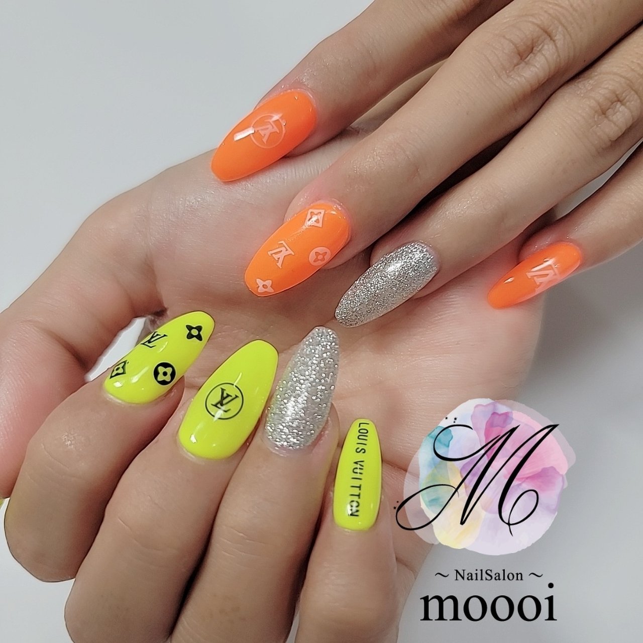 オールシーズン ハンド ワンカラー ブランド柄 ロング Nailsalon Moooiのネイルデザイン No 619 ネイルブック