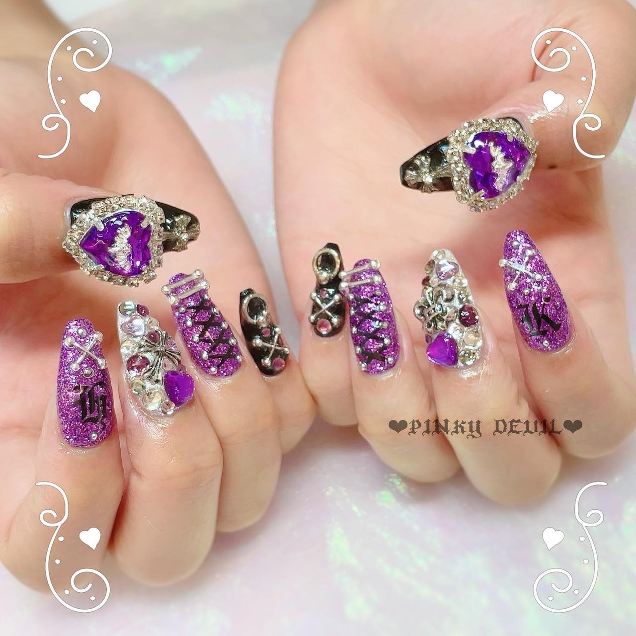 オールシーズン/ライブ/ビジュー/痛ネイル/キャラクター - PINKY DEVIL