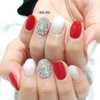 レッド 赤 白グラデーションのネイルデザイン ネイルブック