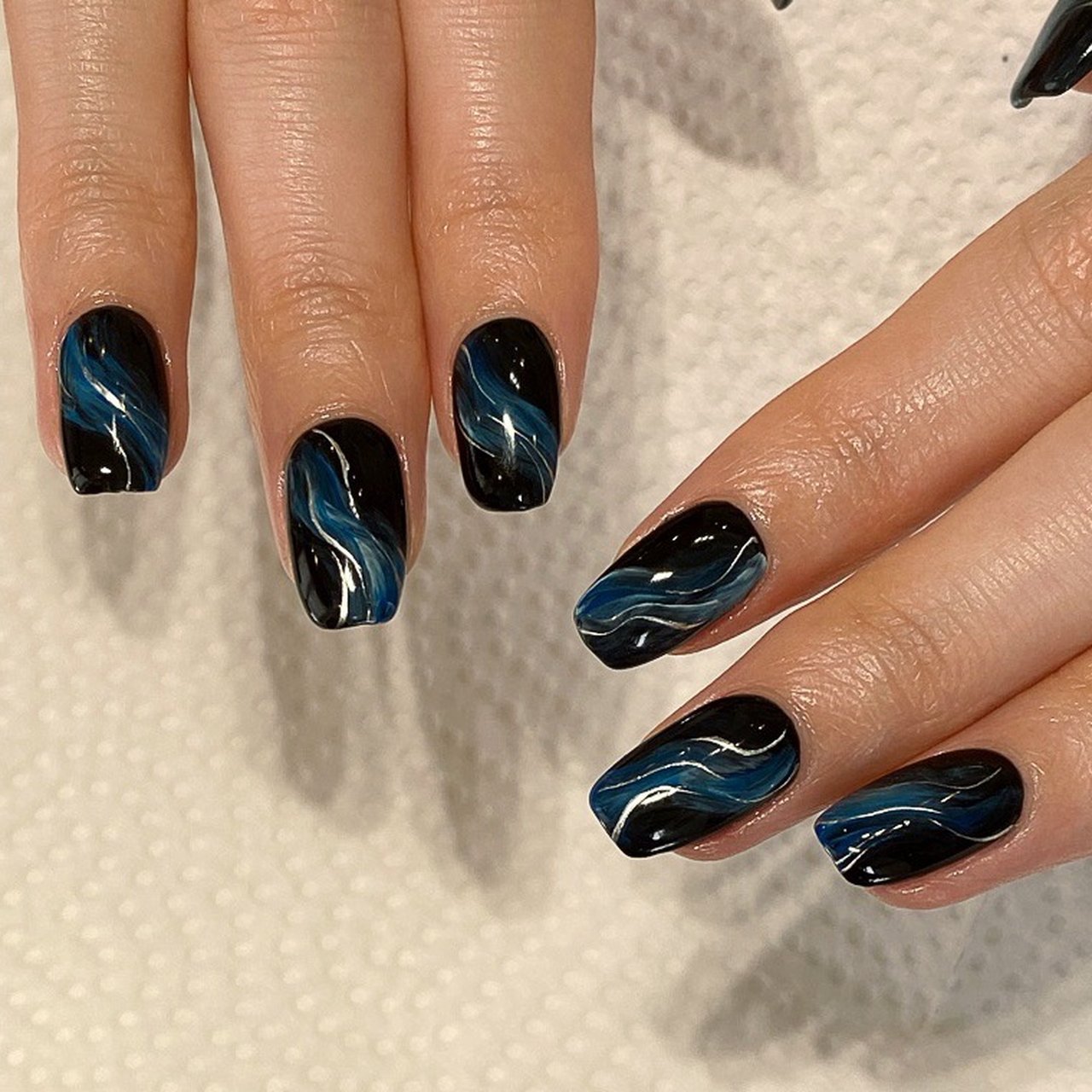 オールシーズン ハンド シンプル ニュアンス ミディアム Mami Nail Salon Fika のネイルデザイン No ネイルブック