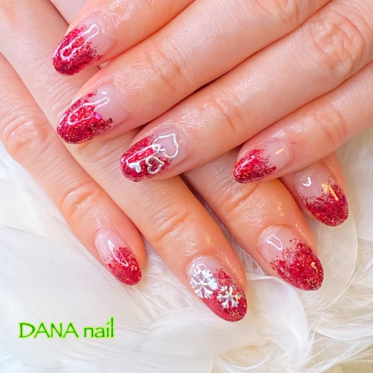 冬 クリスマス ハンド グラデーション ラメ 藤原 美奈 Dana Nailのネイルデザイン No ネイルブック
