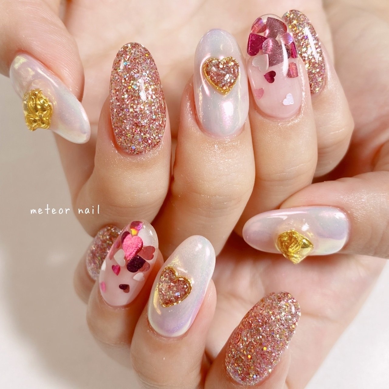 オールシーズン ハンド ラメ ワンカラー ハート Meteornail ミーティアネイルのネイルデザイン No ネイルブック