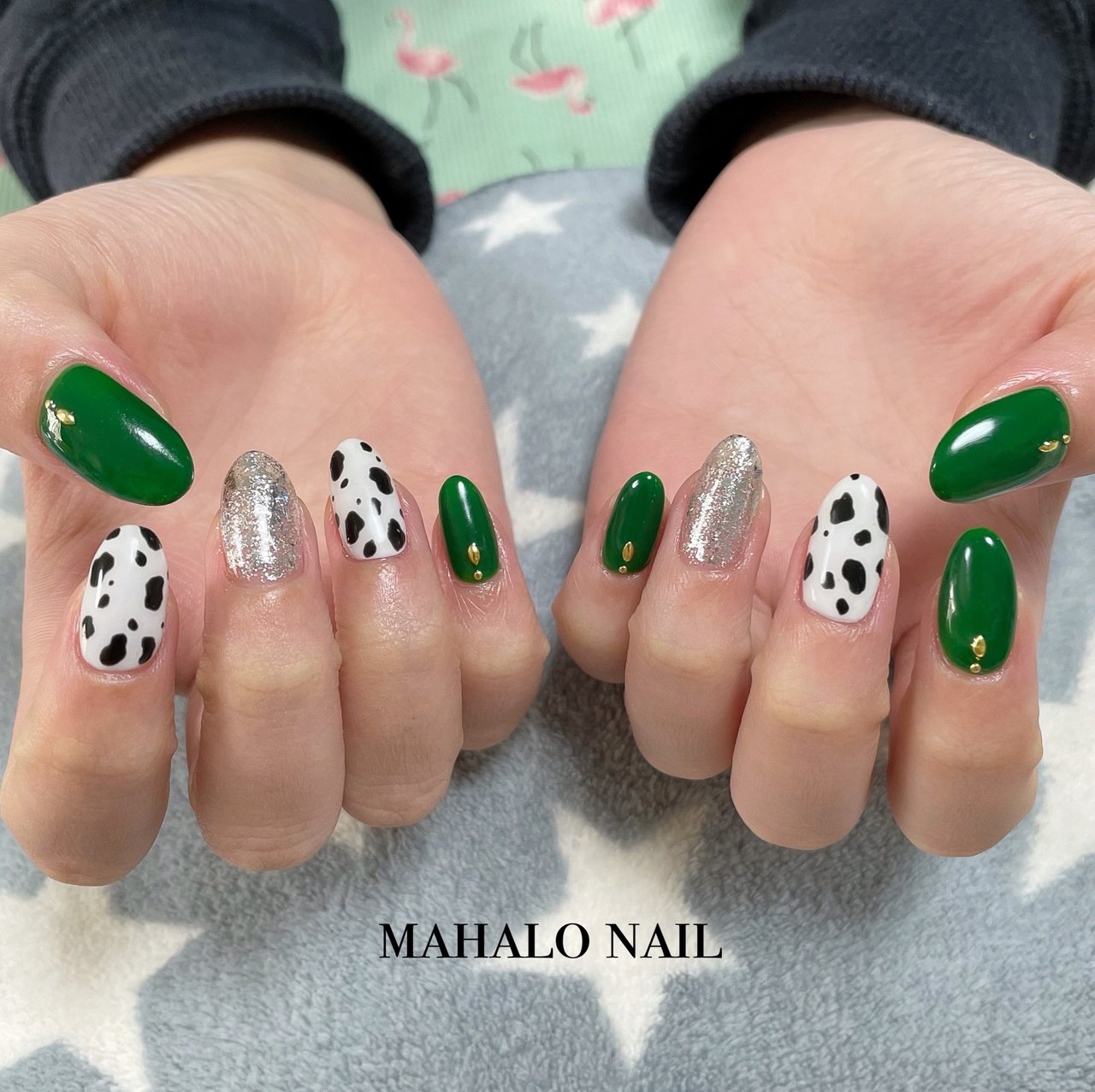 ホワイト グリーン シルバー Mahalo Nailのネイルデザイン No ネイルブック
