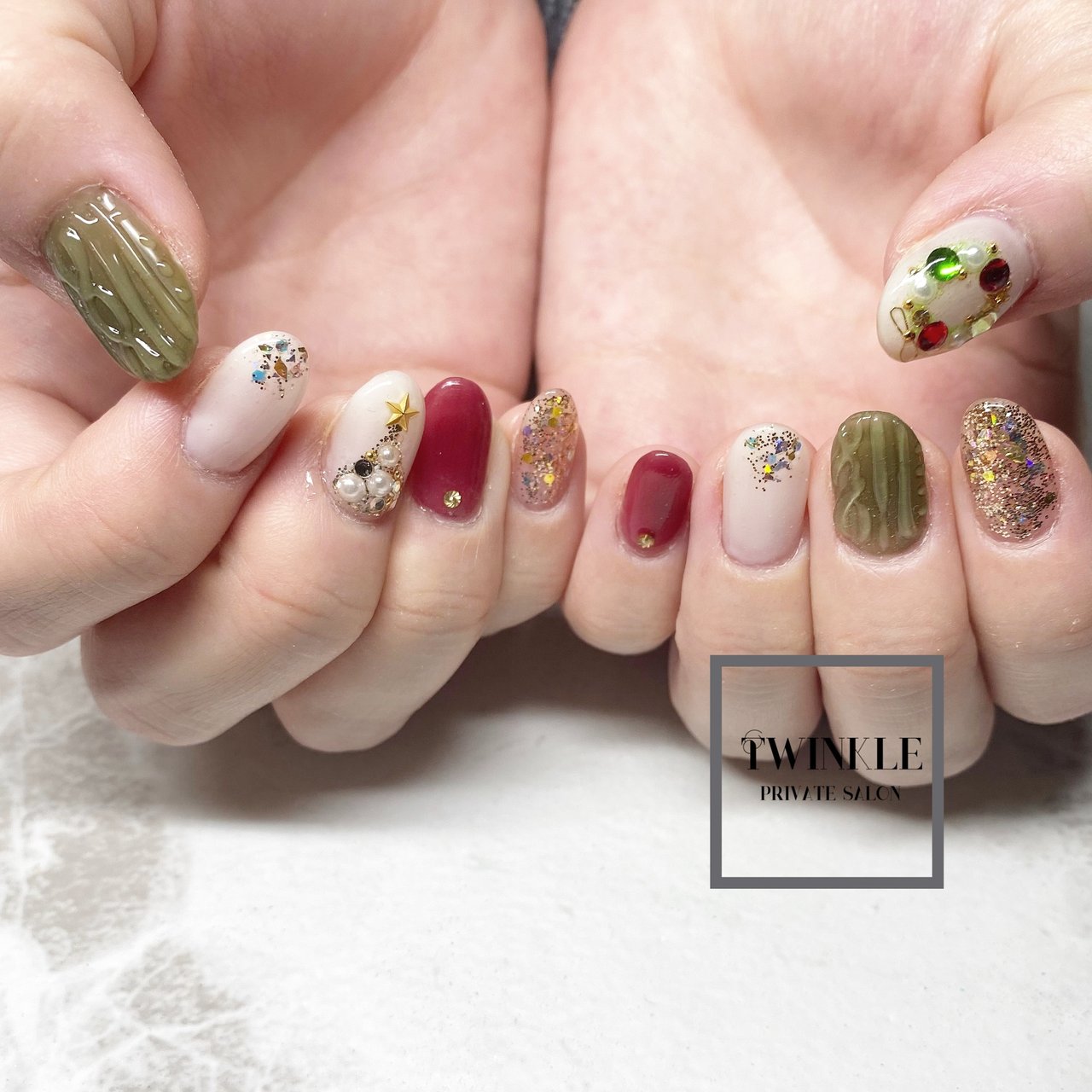 冬 クリスマス デート 女子会 ハンド Nail Salon Twinkleのネイルデザイン No ネイルブック
