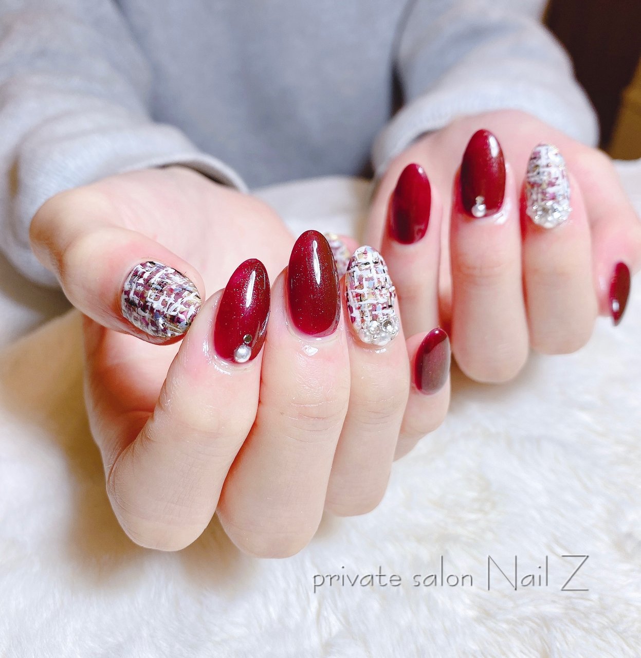 ハンド パール ツイード ロング ボルドー Nail Z ネイルジー のネイルデザイン No ネイルブック