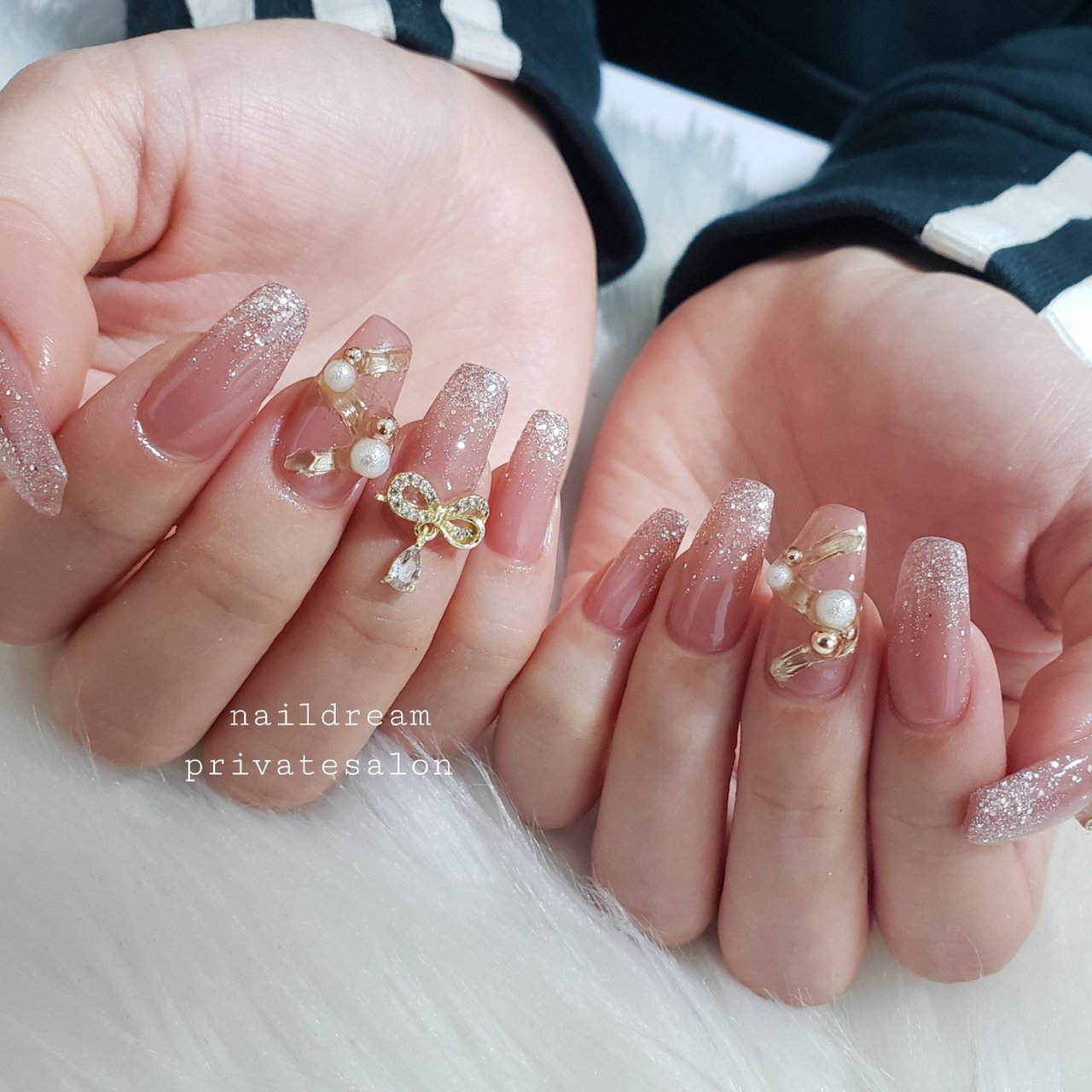 グラデーション ビジュー ラメ パール リボン Naildreamのネイルデザイン No ネイルブック